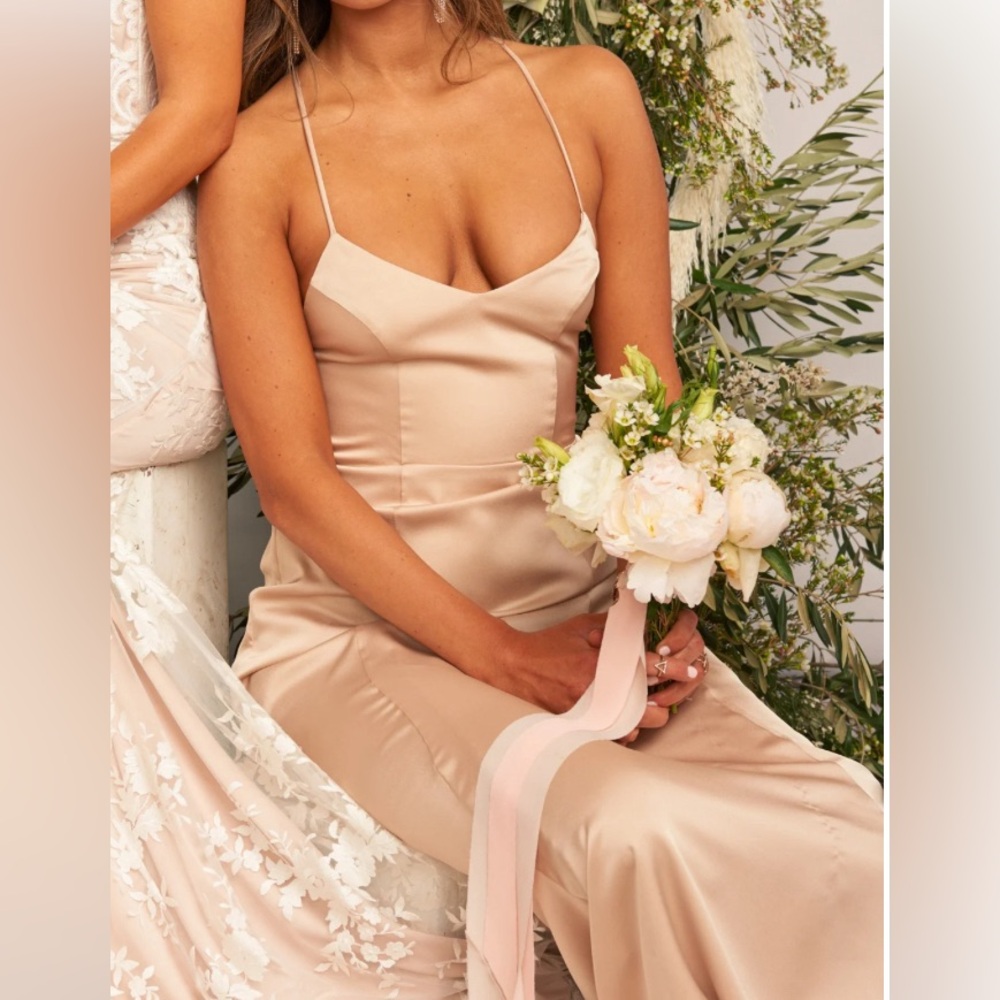 Show me your mumu satin champagne bridesmaids dress size M, NWT